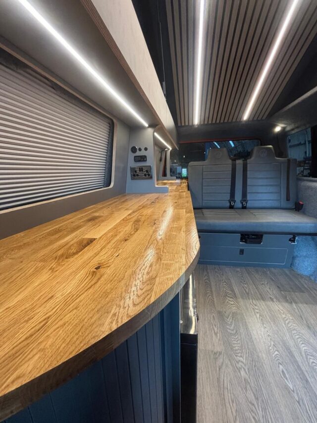 🚐Day trippin’🚐

Day trips have never been easier than with a day van. Hop in and drive off for an adventure. Watch the sunset with some fish and chips in your own little haven on wheels.

A classic layout for so many reasons, it’s practical, spacious and easily transforms from day to night.

Contact us via our website for more information…

#campervan #vanlife #camperlife